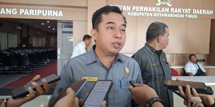 Foto:MATA KALTENG - Ketua DPRD Kotawaringin Timur (Kotim), Rimbun.