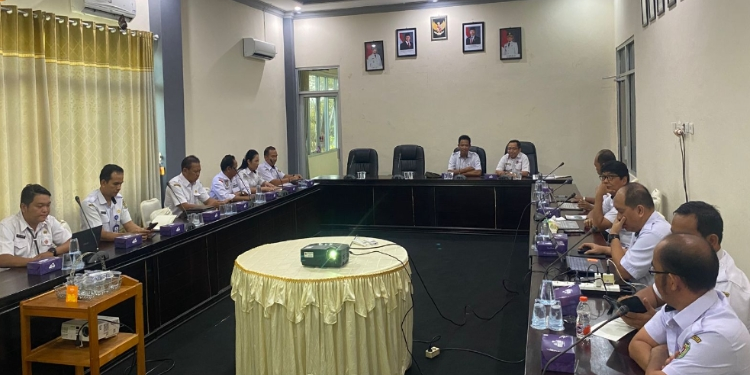 FOTO: IST/MATAKALTENG - Tim Inspektorat Provinsi Kalteng bersama Tim Replikasi Katingan saat melaksanakan Monev.