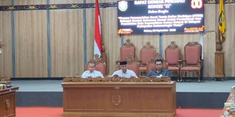 Foto:IST/MATA KALTENG - RDP proses penerbitan stdb sebagai bentuk dokumen resmi untuk pendaftaran dan pencatatan data kepemilikan kebun rakyat di wilayah Kotim, 2 September 2025.
