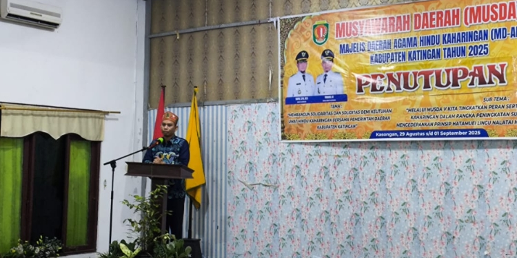 FOTO : IST/MATAKALTENG - Wabup Katingan Firdaus, saat penutupan kegiatan.