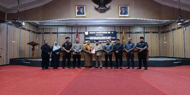 FOTO: IST/MATA KALTENG - Penyerahan Rancangan Peraturan Daerah (Raperda) tentang Anggaran Pendapatan dan Belanja Daerah (APBD) Tahun Anggaran 2026.