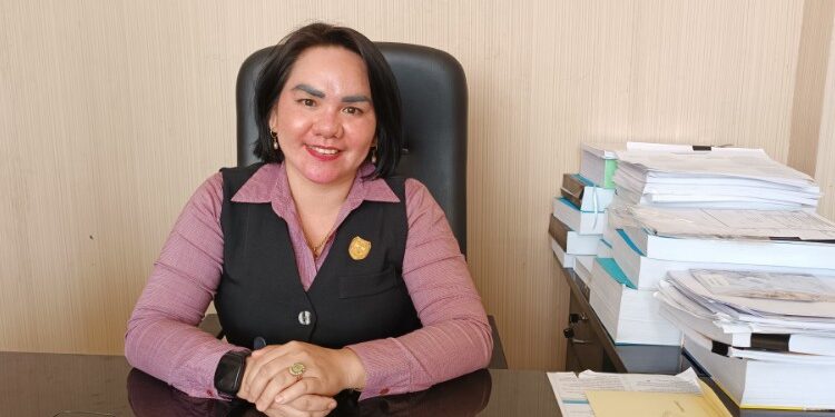 FOTO: MATAKATENG - Anggota DPRD Kabupaten Gunung Mas Cici Susilawati.