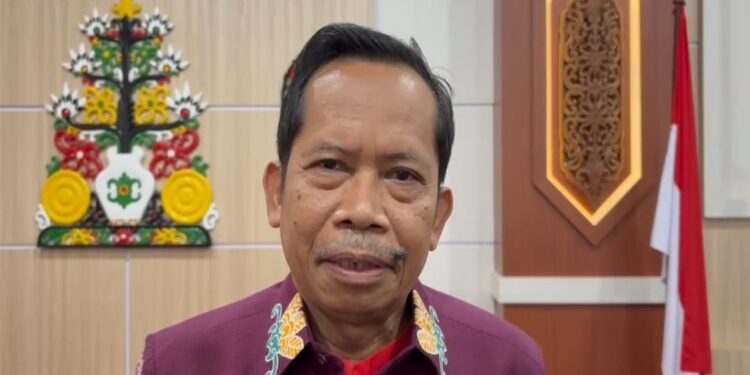 FOTO: IST/MATAKALTENG - Kepala Kanwil Kemenkumham Kalteng, Hajrianor, saat diwawancarai di Palangka Raya.