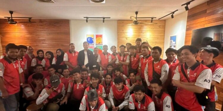 Foto:IST/MATA KALTENG - Sosialisasi progam BPJS Ketenagakerjaan kepada para pengemudi yang tergabung dalam Amang Ojek Sampit.