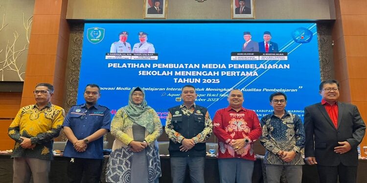 FOTO: IST/MATA KALTENF - pelatihan pembuatan media pembelajaran bagi guru Sekolah Menengah Pertama.