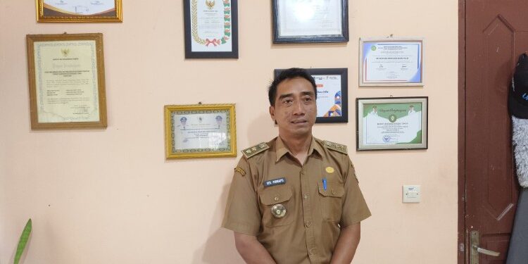 Foto:Lurah MB Hilir, Rita Purwanto.