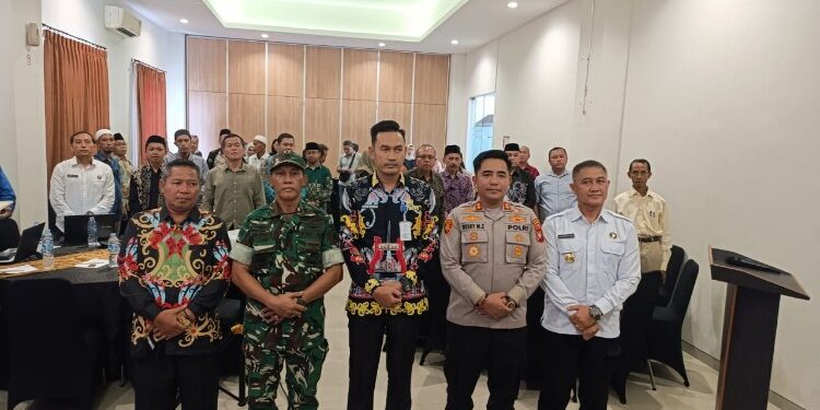 Foto:IST/MATA KALTENG - Sosialisasi dan pembinaan Ormas di Kotim, 16 Oktober 2025.