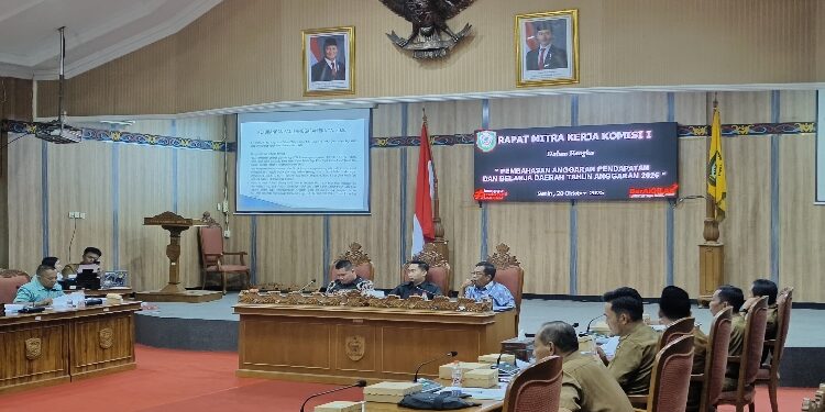 FOTO: IST/MATA KALTENG - Rapat kerja pembahasan anggaran 2026 Kokisi I bersama mitra kerja.