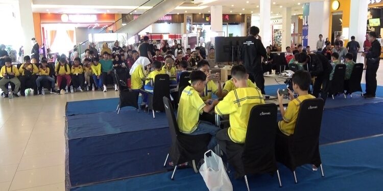 FOTO: DIAN/MATA KALTENG - Turnamen Disdik Kotim Esport Cup 2025 di Citimall Sampit.