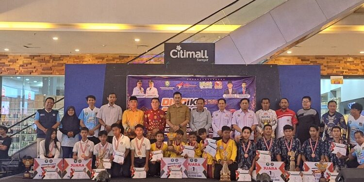 Foto:IST/MATA KALTENG - Penutupan Turnamen Disdik Kotim Esport Cup 2025.