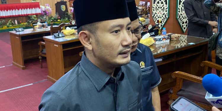FOTO: Wali Kota Palangka Raya, Fairid Naparin.