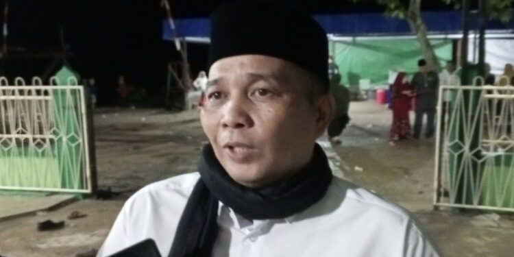 Foto:Camat Kotabesi, Huzaifah.