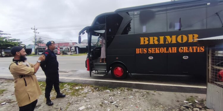 FOTO: Bus Sekolah milik Brimob Polda Kalteng.