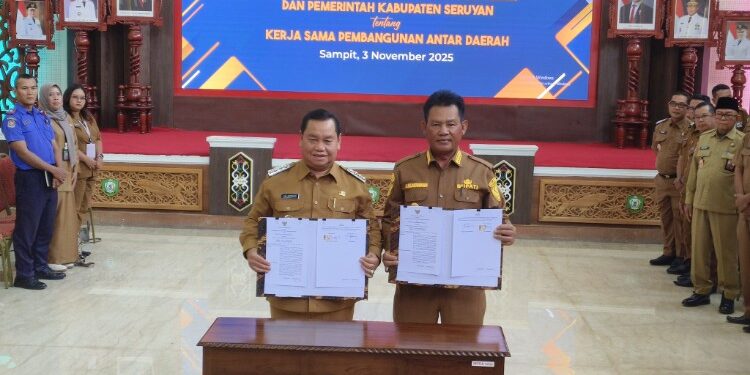 Foto:IST/MATA KALTENG - penandatanganan kerjasama Kabupaten Kotim dan Seruyan.