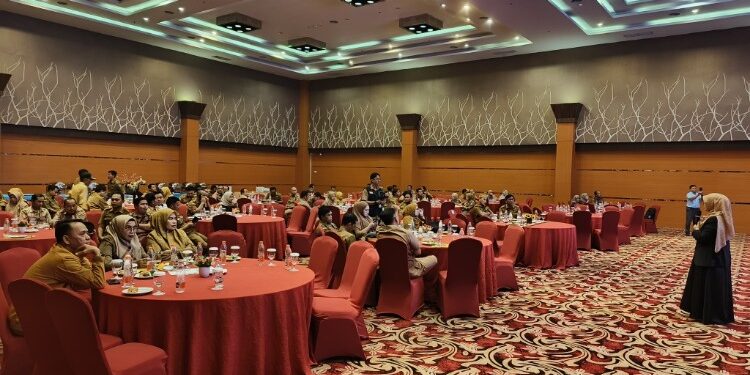 Foto: IST/MATA KALTENG - Penganugerahan Keterbukaan Informasi Publik Tingkat Kab. Kotimdan Rakor Pejabat Pengelola Informasi, 4 November 2025.