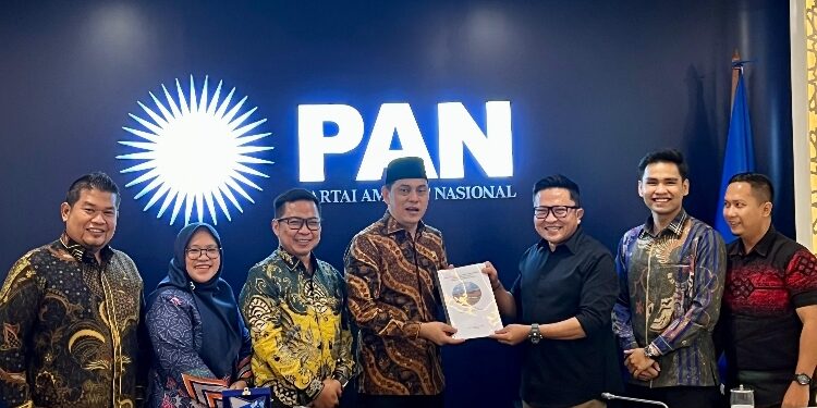 FOTO: IST/MATA KALTENG - Kunjugan Komisi III DPRD Kotim ke DPR RI.