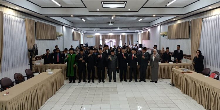 Foto:IST/MATA KALTENG - Pelantikan pejabat oleh Bupati Kotim Halikinnor, Jumat 14 November 2025.