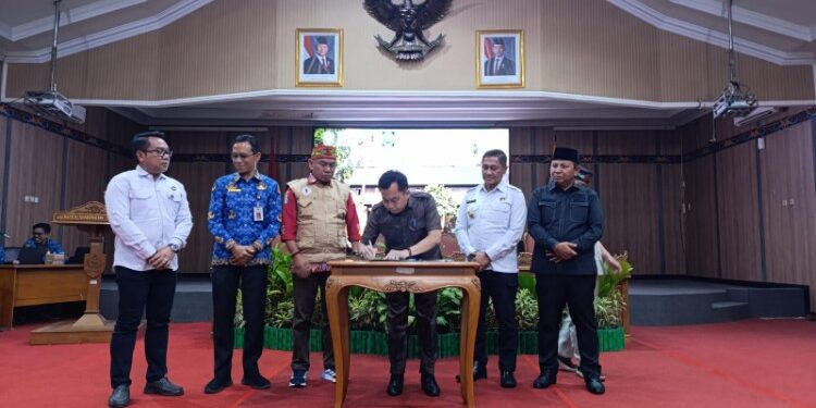 Foto:IST/MATA KALTENG - sosialisasi pencegahan Penyebaran narkoba di DPRD Kotim.