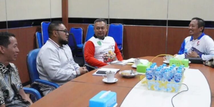 Foto : Pelaksanaan audiensi antara Bupati Sukamara bersama pihak perwakilan dari Kementerian Lingkungan Hidup pada Jumat (1/8/2025).