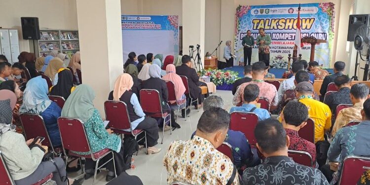 Foto:IST/MATA KALTENG - Talk Show pembelajaran mendalam di Kabupaten Kotim 20 November 2025.