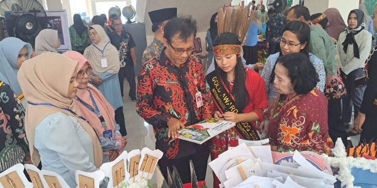 Foto:IST/MATA KALTENG - Talkshow pembelajaran mendalam di Kabupaten Kotim 20 November 2025.