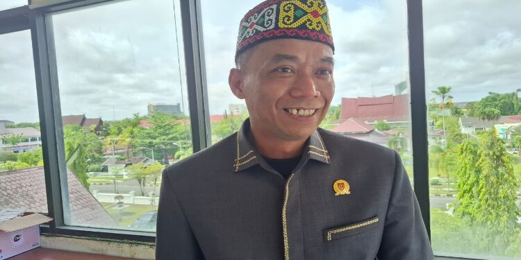Wakil Ketua Komisi II DPRD Kalteng, Bambang Irawan.