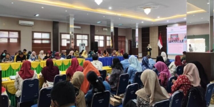 FOTO: IST/MATAKALTENG - Temu Kerja dan Evaluasi Kinerja Tim Percepatan Stunting di aula Sangga Banua, Kamis 27 November 2025.