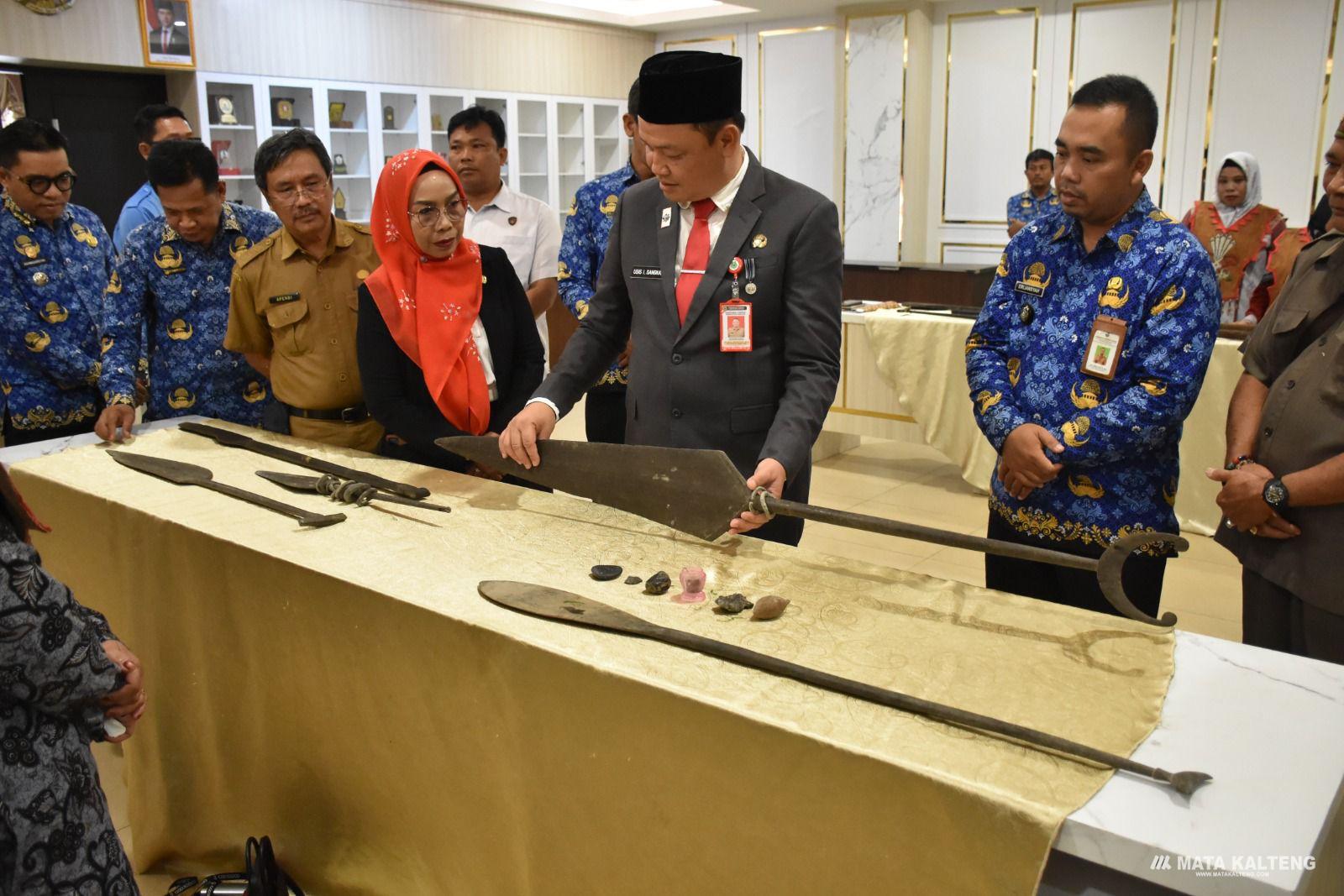 Pemkab Kapuas Dukung Pelestarian Budaya Daerah