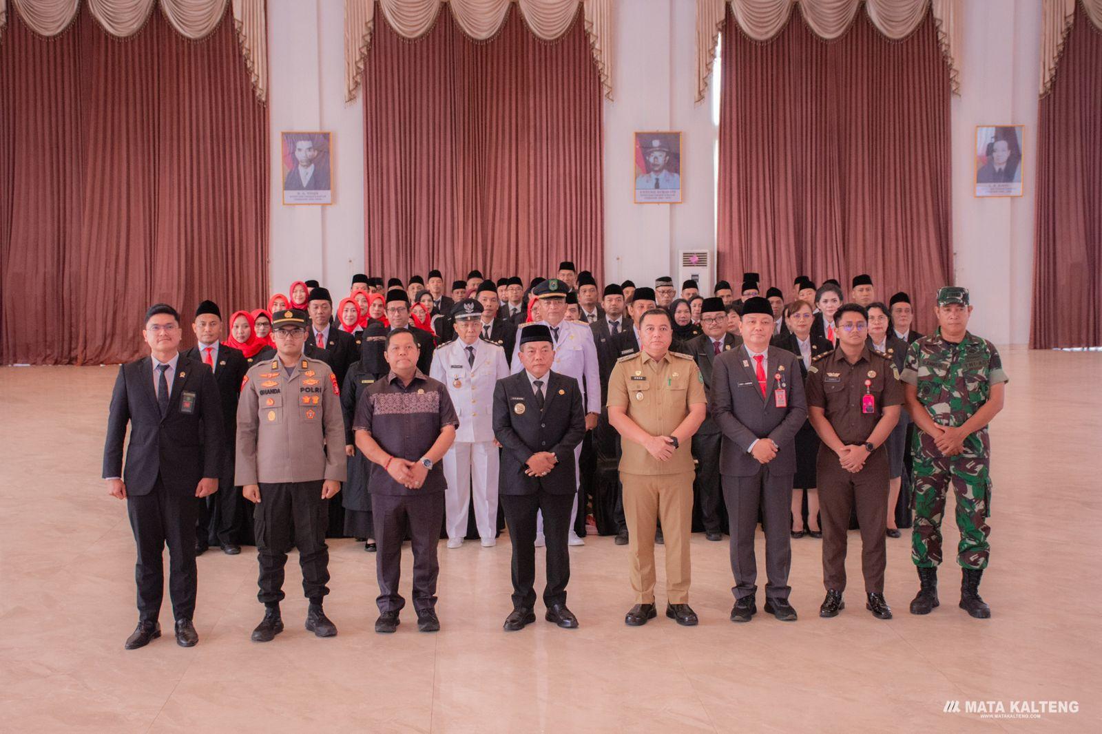 Bupati Kapuas Lantik 71 Pejabat Manajerial dan Kepala Puskesmas