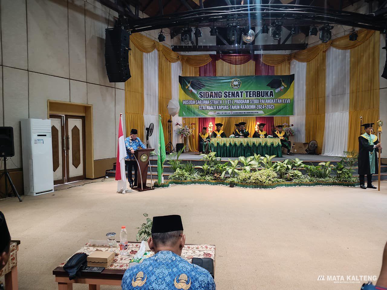 Bupati Kapuas Hadiri Wisuda Angkatan XXVII STAI Kuala Kapuas