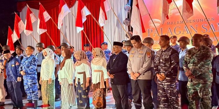 FOTO: IST/MATAKALTENG - Malam renungan di monumen Palagan Sambi, Kawasan Bundaran Pancasila Pangkalan Bun, Kabupaten Kotawaringin Barat, Jumat 17 Oktober 2025.
