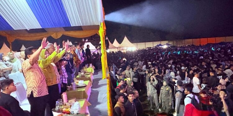 FOTO: IST/MATAKALTENG - Kobar Expo 2025 resmi ditutup oleh Bupati Kotawaringin Barat, Minggu 12 Oktober 2025.