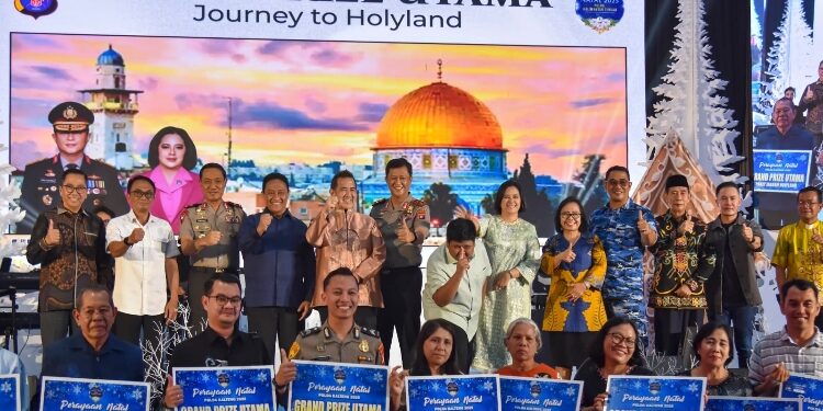 FOTO: IST/MATAKALTENG - Wakil Gubernur Kalteng, Edy Pratowo Hadiri Perayaan Natal Polda Kalteng.