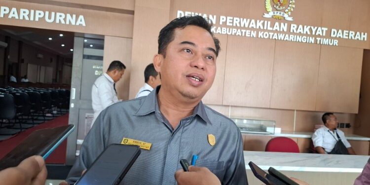 Foto:Ketua DPRD Kotim, Rimbun.