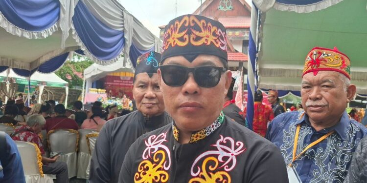 Foto:Ketua Harian DAD Kotim, Gahara.