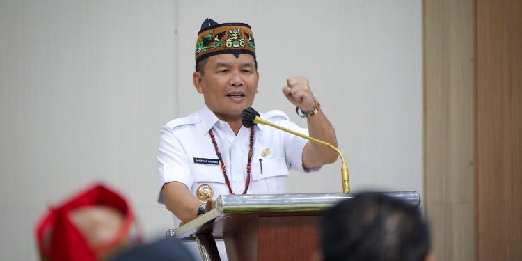 Gubernur Kalteng, Agustiar Sabran.