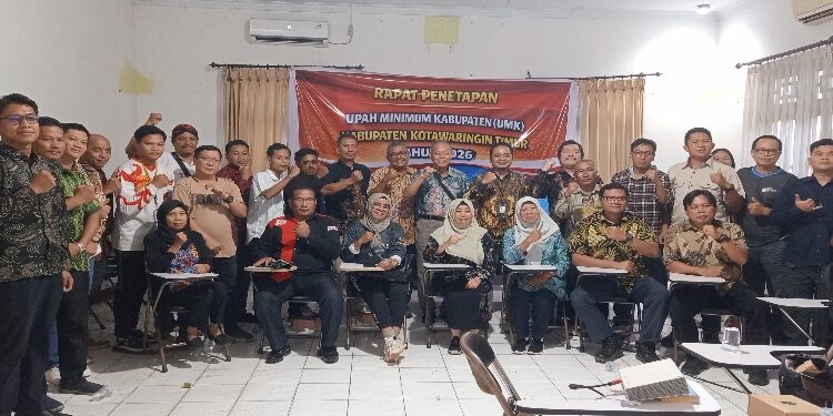 FOTO: IST/MATAKALTENG - Rapat penetapan kenaikan UMK Kotim tahun 2026.