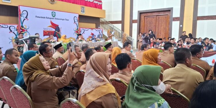 Foto:DIAN/MATA KALTENG - Rapat evaluasi akhir tahun 2025 Pemkab Kotim, 30 Desember 2025.