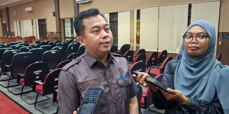 Foto:Ketua DPRD Kabupaten Kotawaringin Timur (Kotim) Rimbun.