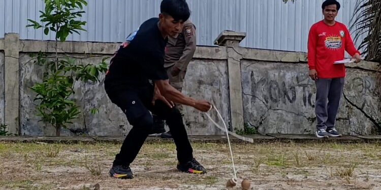Foto:IST/MATA KALTENG - Lomba Bagasing dalam rangka Festival Habaring Hurung Kotim 2026, 8 Januari 2026.