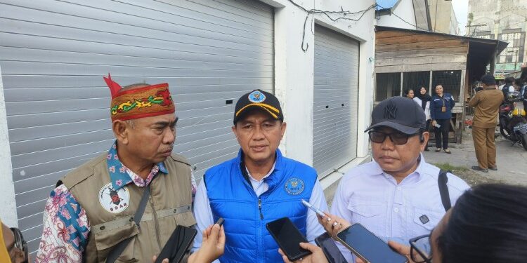 Foto:Kepala BNNK Kotim, AKBP Muhammad Fadli (tengah).