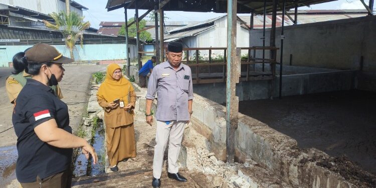 Foto:IST/MATA KALTENG -Sidak PT Sampit dalam rangka menindaklanjuti keluhan masyarakat terkait bau akibat aktivitas pengolahan Limbah sawit di PT Sampit, 19 Januari 2026.