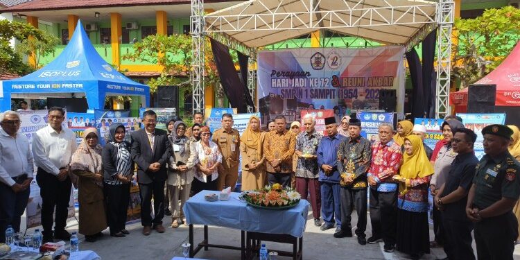Foto:IST/MATA KALTENG - Puncak perayaan hari jadi SMPN 1 Sampit 26 Januari 2026.