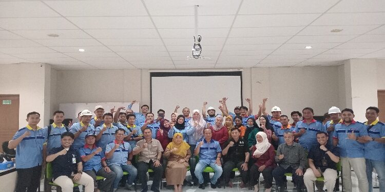 FOTO: IST/MATA KALTENG - Sosialisasi program BPJS Ketenagakerjaan di PT Katingan Indah Utama.