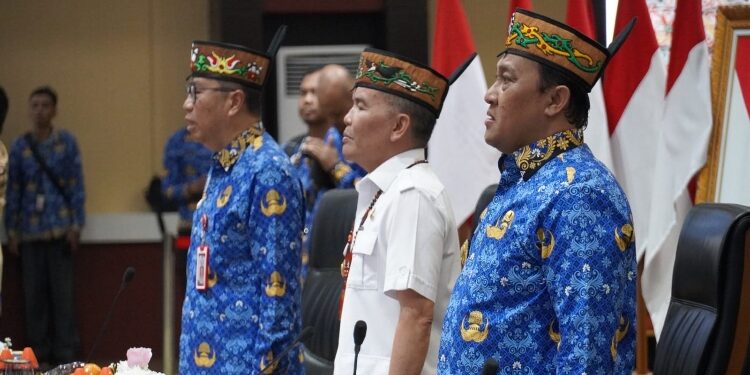 FOTO: IST/MATAKALTENG - Gubernur Kalimantan Tengah, Agustiar Sabran, Wakil Gubernur Kalteng, Edy Pratowo, dan Plt. Sekda Kalteng, Leonard S. Ampung.