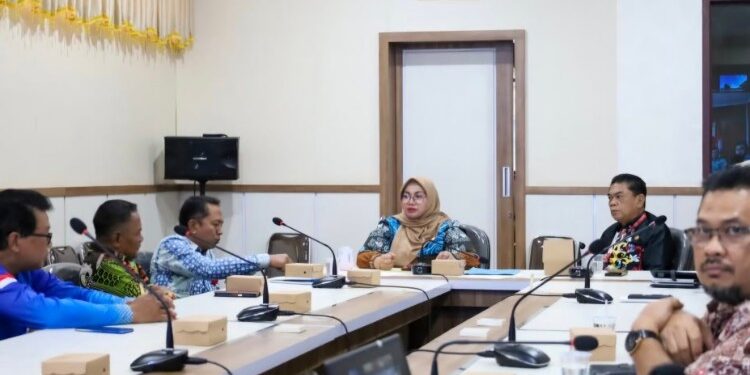 Foto:IST/MATA KALTENG - Rapat Koordinasi Monitoring Pelaksanaan Gerakan Indonesia ASRI (Aman, Sehat, Resik, dan Indah).
