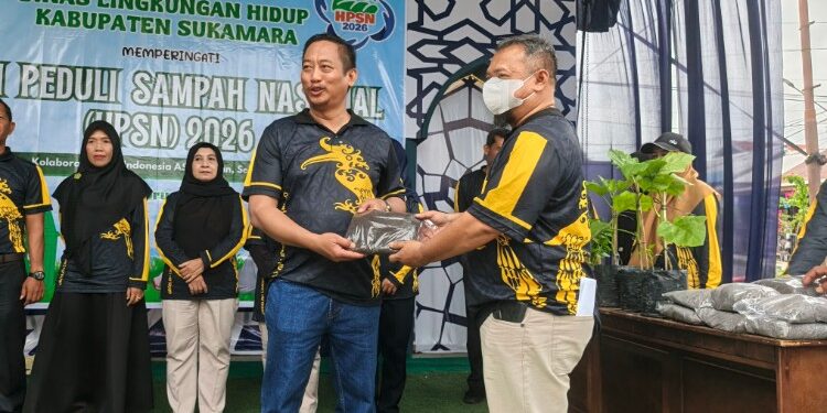 Foto : Peringatan Hari Sampah yang digelar Dinas Lingkungan Hidup Sukamara, Jumat, 27 Februari 2025.