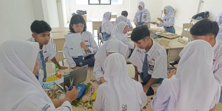 Foto:IST/MATA KALTENG - Suasana pelajar di Sekolah Rakyat di Kotim.