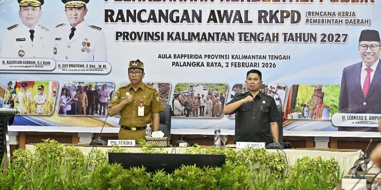 FOTO: IST/MATAKALTENG - Plt. Sekda Kalteng menghadiri Konsultasi Publik Rancangan Awal Rencana Kerja Pemerintah Daerah (RKPD) Provinsi Kalimantan Tengah Tahun 2027.