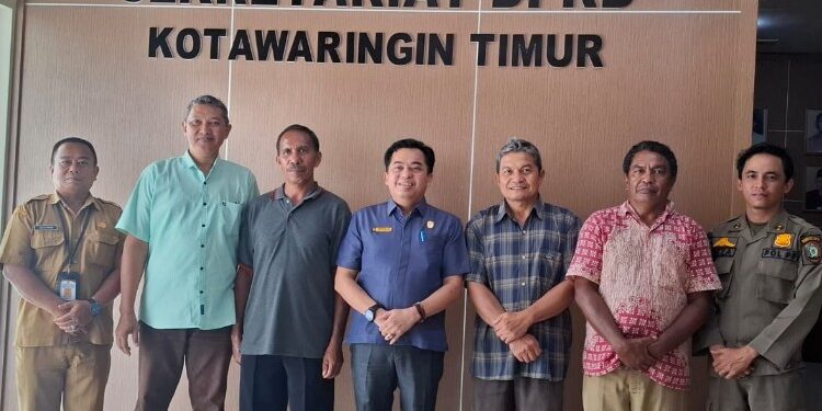 Foto:IST/MATA KALTENG - Pengurus koperasi saat mengunjungi DPRD Kotim san disambut ketua DPRD Kotim Rimbun, 2 Maret 2026.